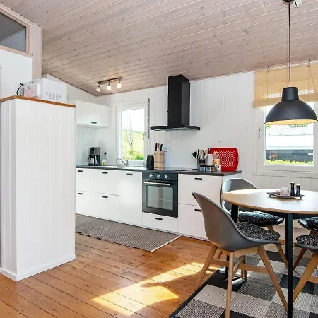 4 Person In Дом отдыха