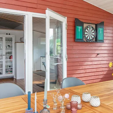 4 Person In Дом отдыха