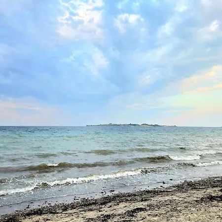 Дом отдыха 4 Person In *