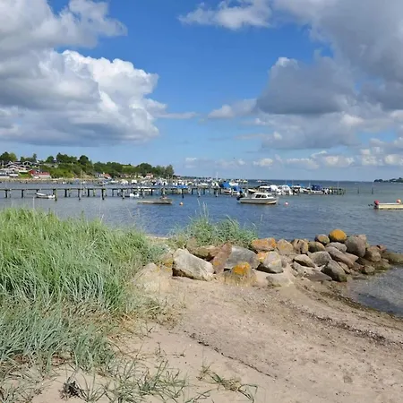 4 Person In Хадерслев